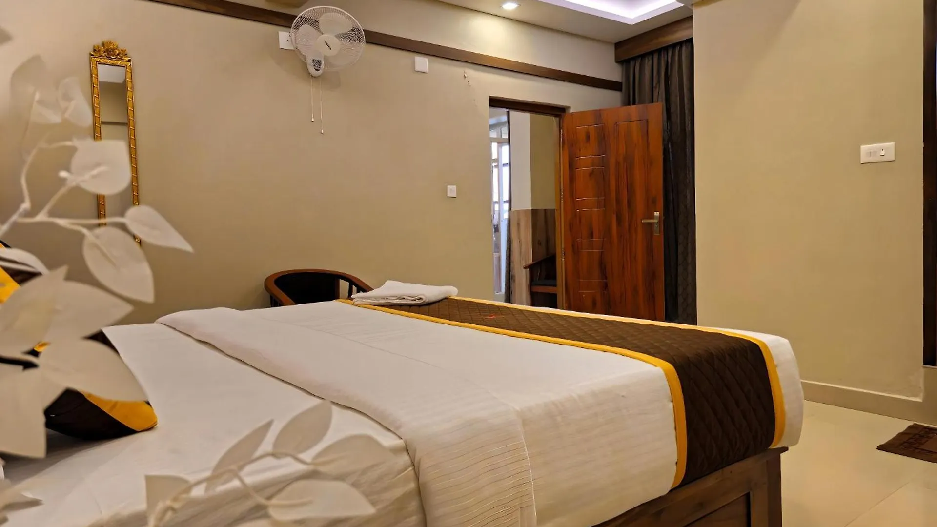 Alicos Residency Hotel Sultan Bathery