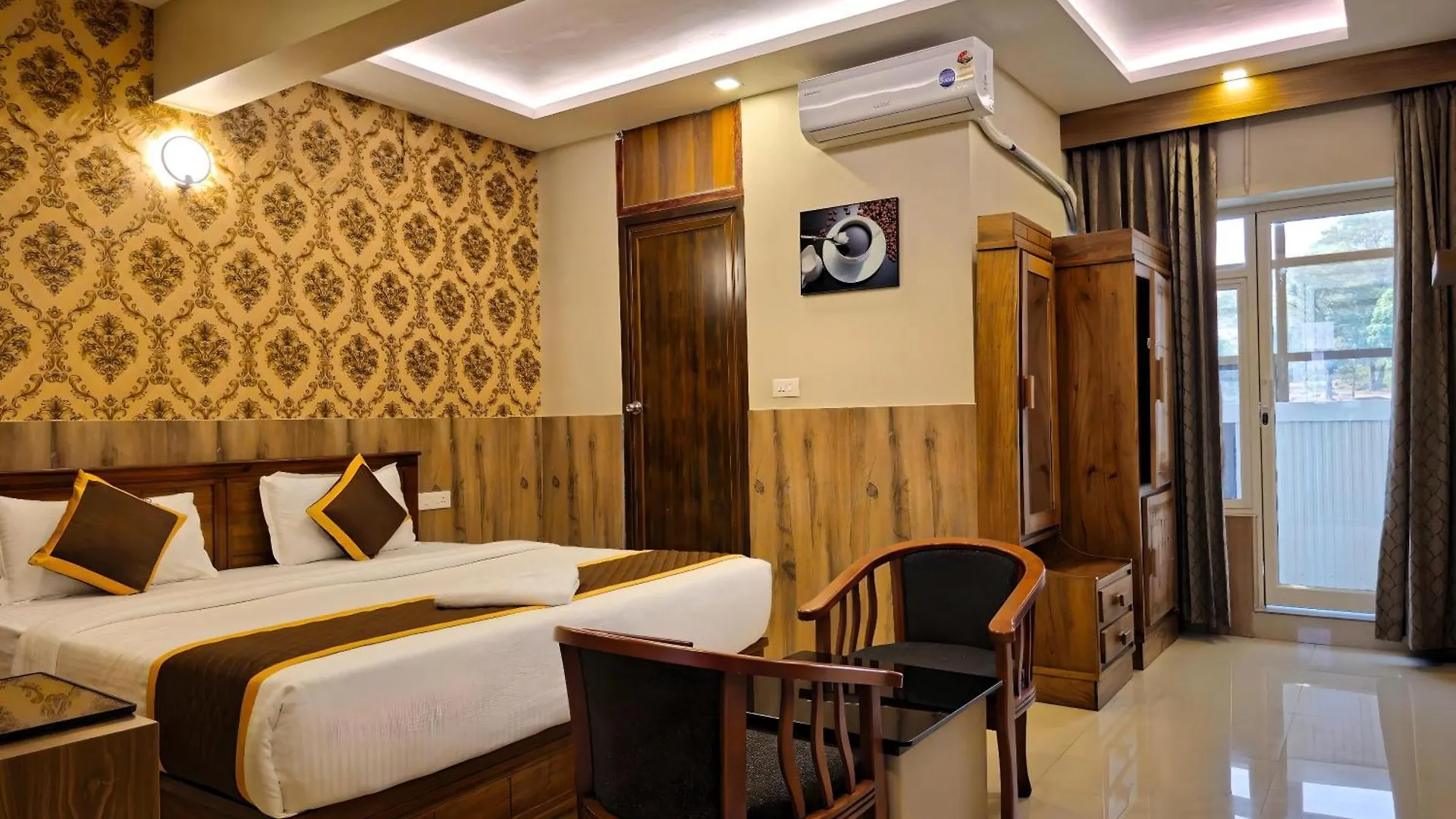 Alicos Residency Hotel Sultan Bathery