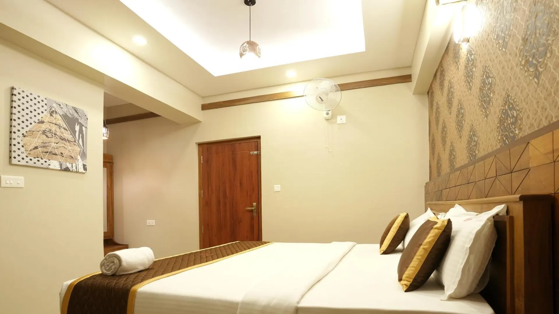 Alicos Residency Hotel Sultan Bathery